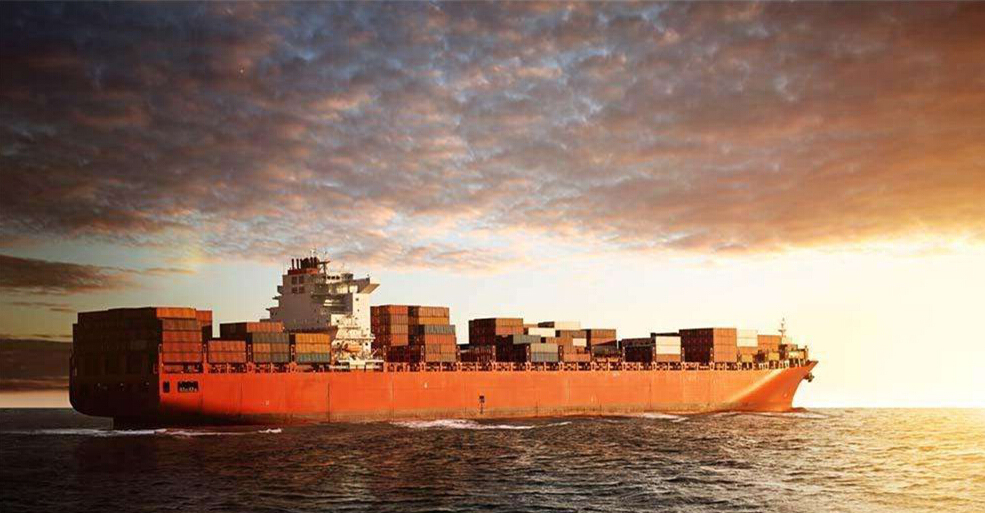中远海万TEU集装箱船撞上埃及码头被扣押