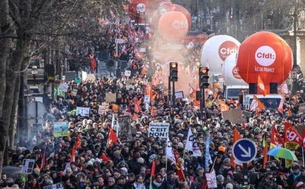 突发！法国彻底乱了，80万人大罢工！马士基紧急通知！物流严重延误！出货请注意！